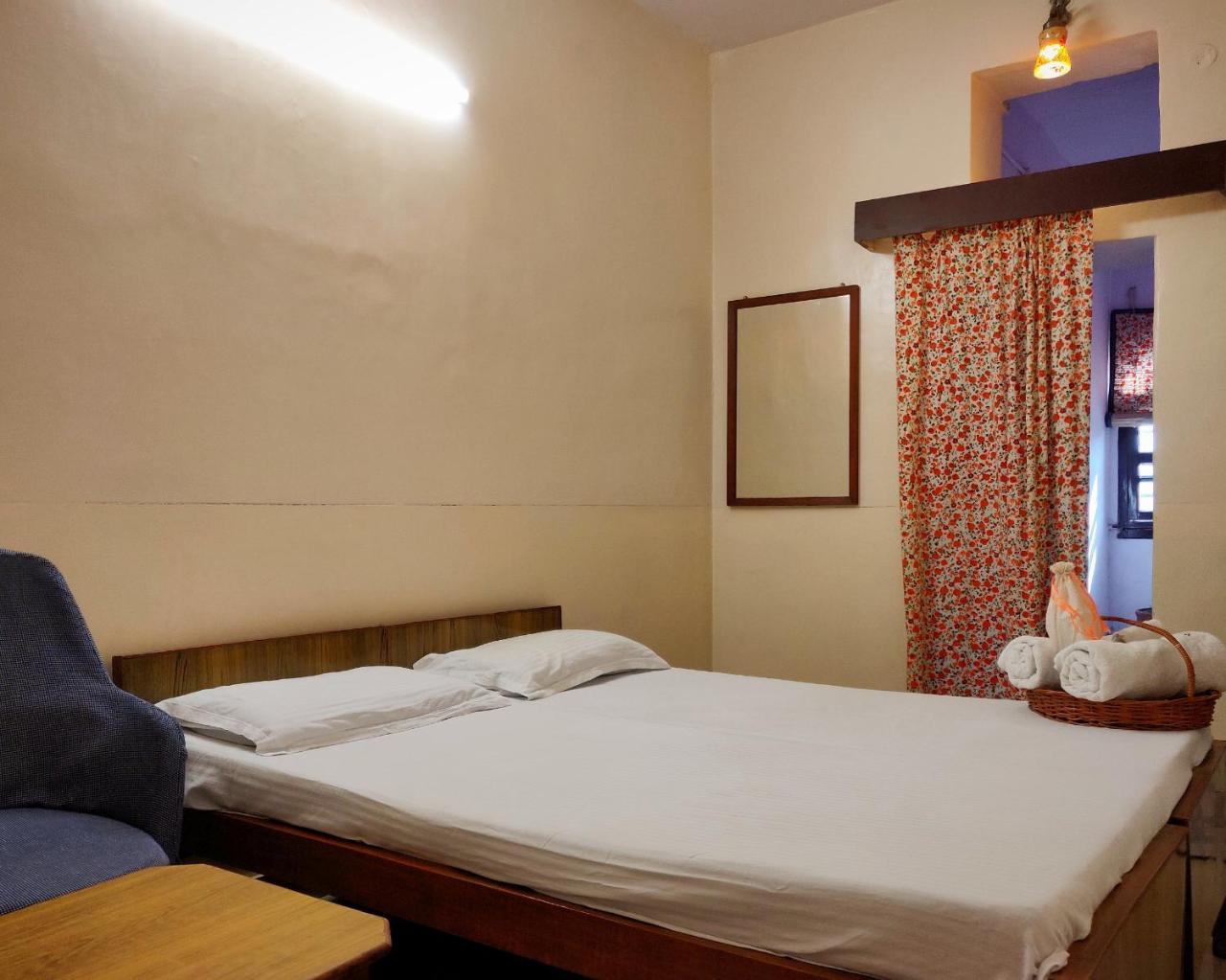 Natraj Guest House Adźmer Zewnętrze zdjęcie